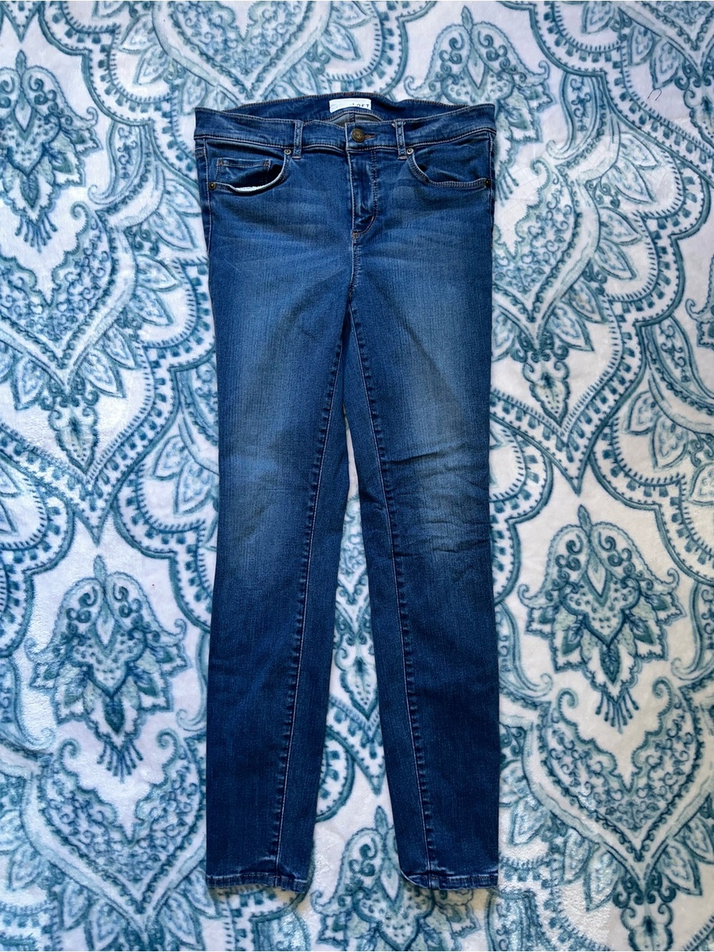 LOFT Women's Medium Blue Skinny Jeans size 28 / 6